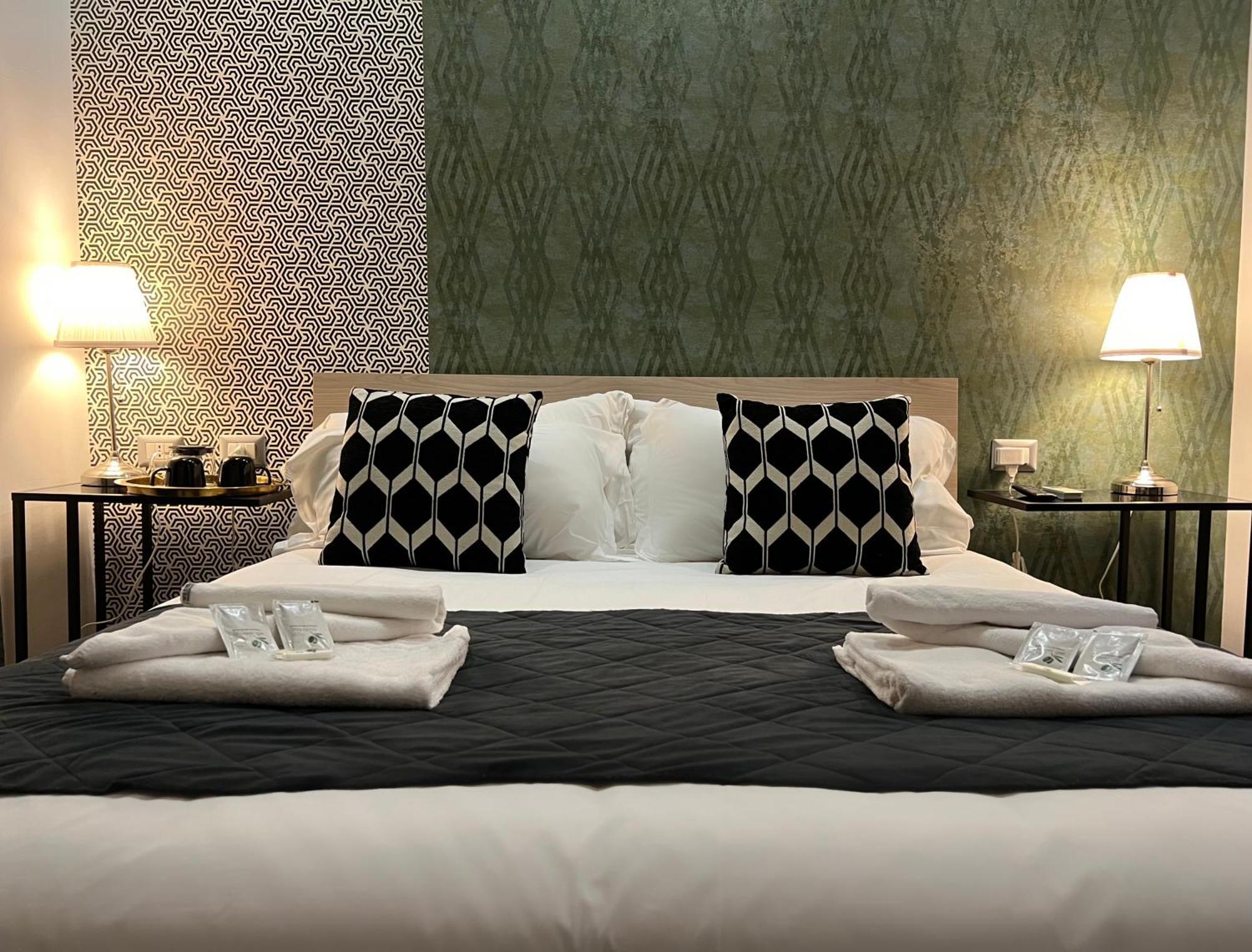 Vatican Luxury Suite Rome Exterior photo